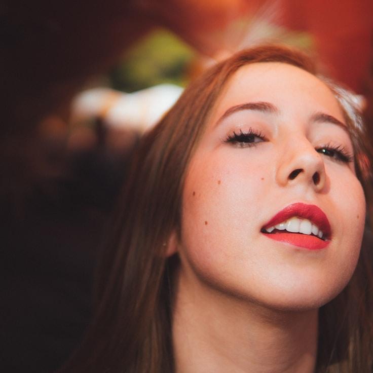 Portrait of Anya Kapoor meditation instructor